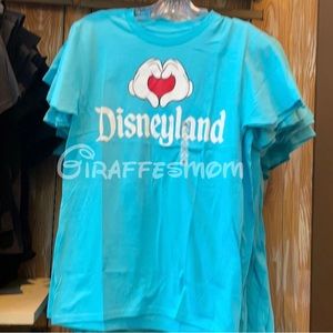 Disney Parks - Disneyland Mickey Mouse Heart Hands T-Shirt New